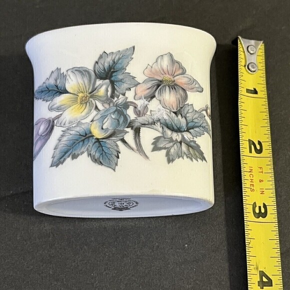 Romantic Floral Small Vase Vanity Desk Makeup Pen Toothpick Paint Brush Holder - Picture 8 of 9